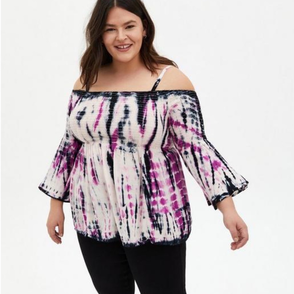 Brand New TORRID Babydoll Rayon Tie Dye Smocked Cold Shoulder Top Size 2 2X Plus